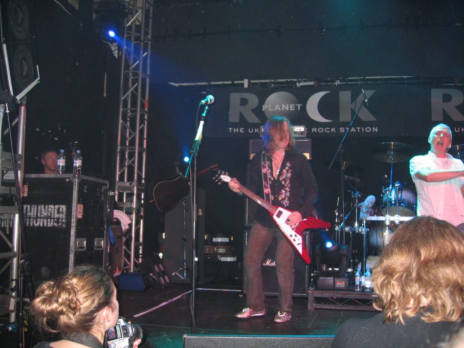 thunder planet rock xmas party 2006 036